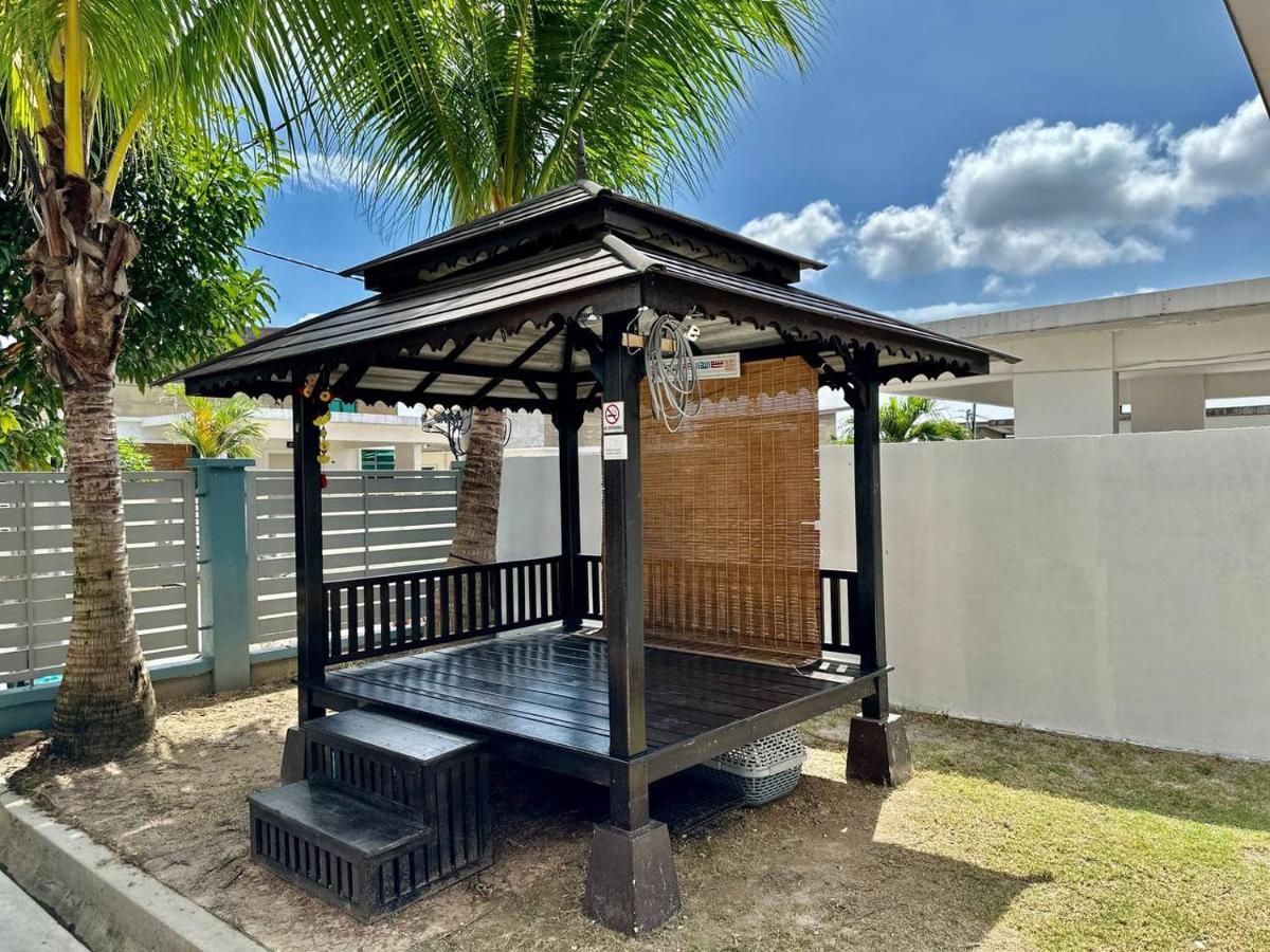 Bandar Melaka Family Bungalow Private Pool Bbq Wifi Netflix Eksteriør bilde